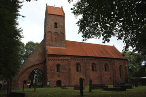 op de wierde van Bierum staat de Sebastiaankerk