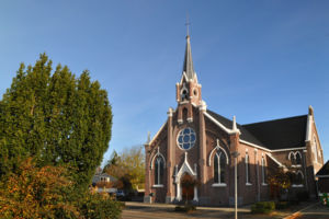 De Gereformeerde Kerk Vrijgemaakt met neogotische vormen