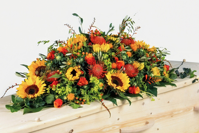 rouwstuk van 100 cm groot uit het bloementhema Laatste Zonnegroet
