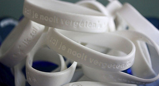 rouw armbandjes
